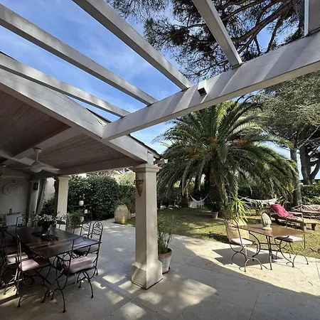 빌라 Equipee Avec Jardin A 50m De La Et Commerces - Fr-1-100-238 *